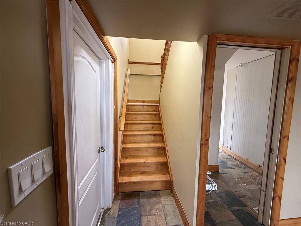1817 Regional Road 97 Property Photo 17