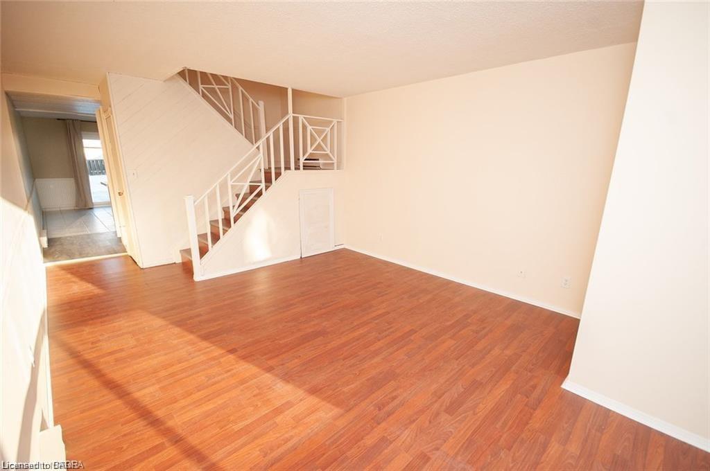 6-8646 Willoughby Drive Property Photo 3