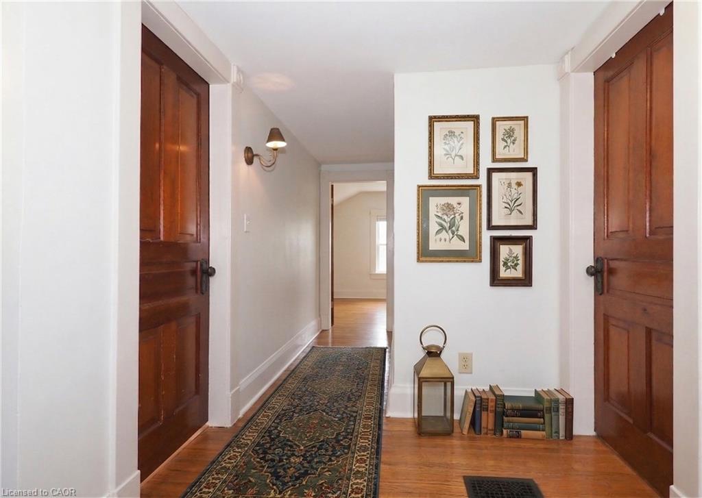 33 Main Street E Property Photo 25