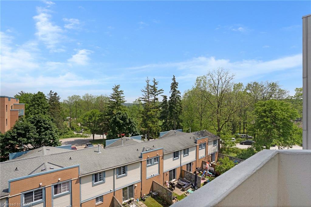 505-3267 King Street E Property Photo 21