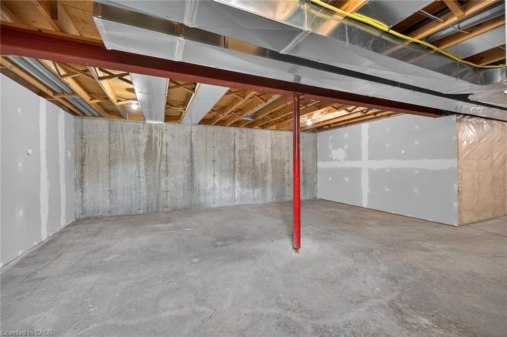 98 Macneil Court Property Photo 41