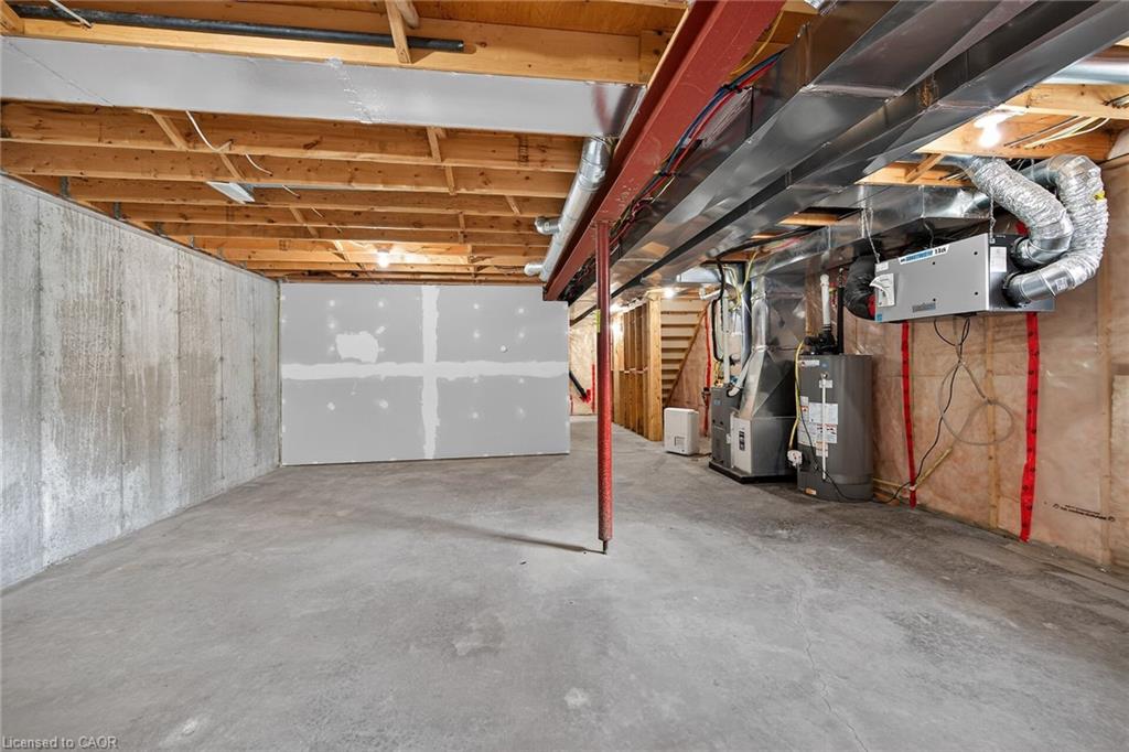 98 Macneil Court Property Photo 42