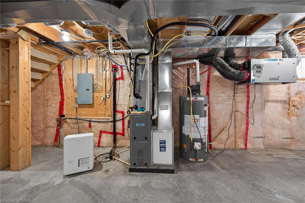 98 Macneil Court Property Photo 43