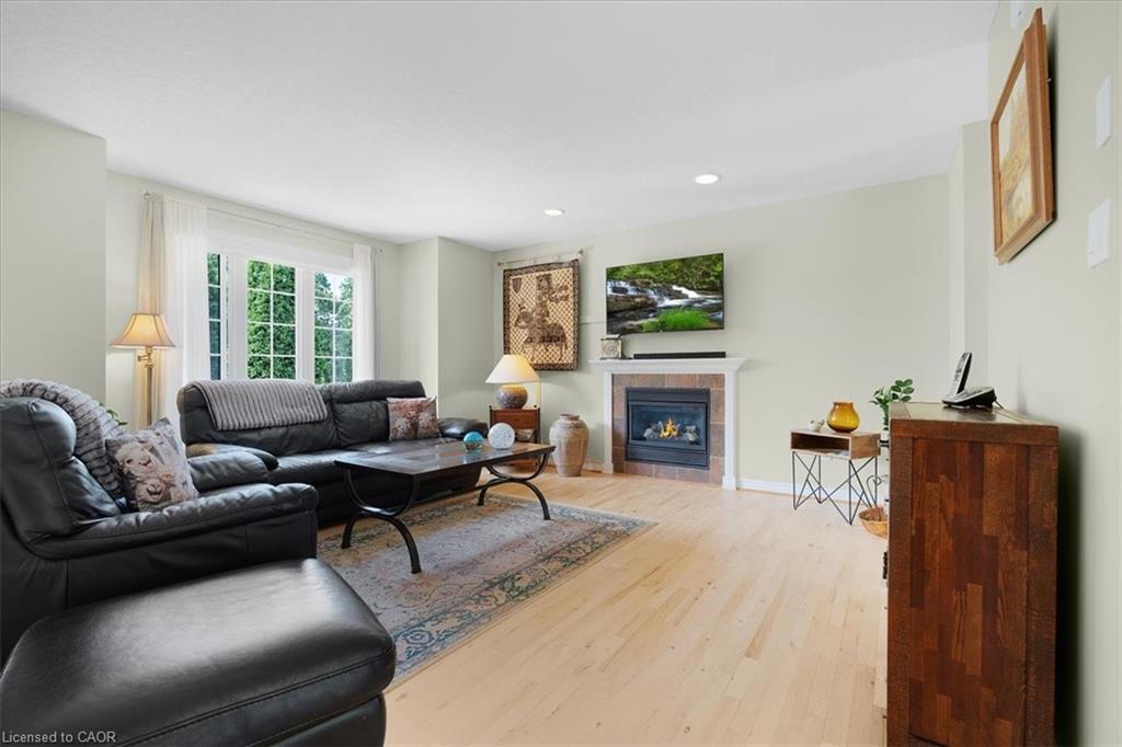139 Gold Street Property Photo 6