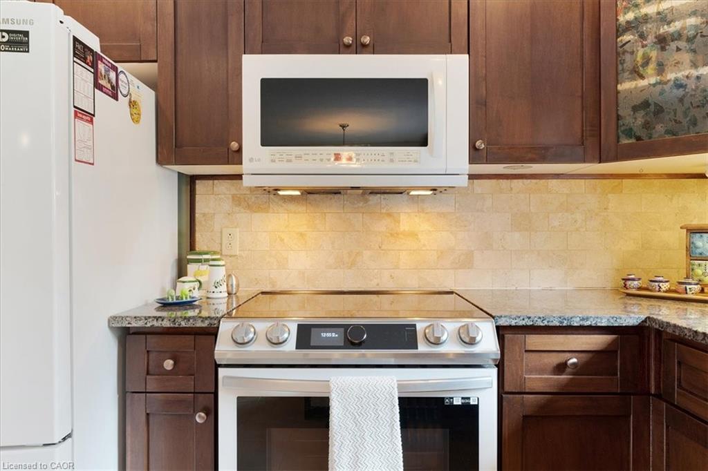 139 Gold Street Property Photo 13