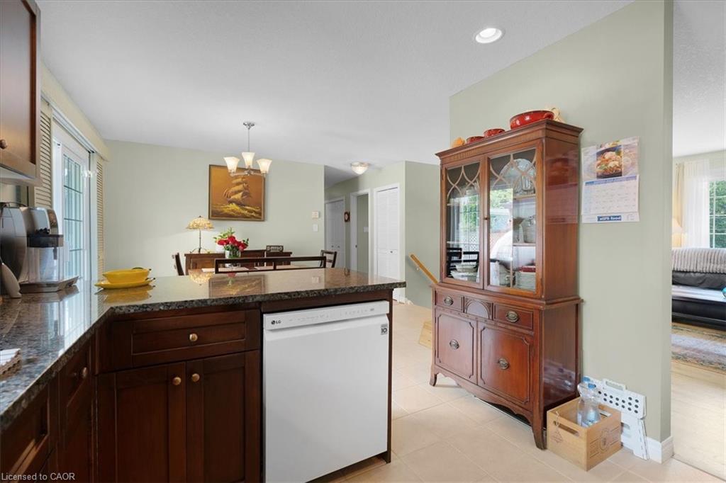 139 Gold Street Property Photo 14