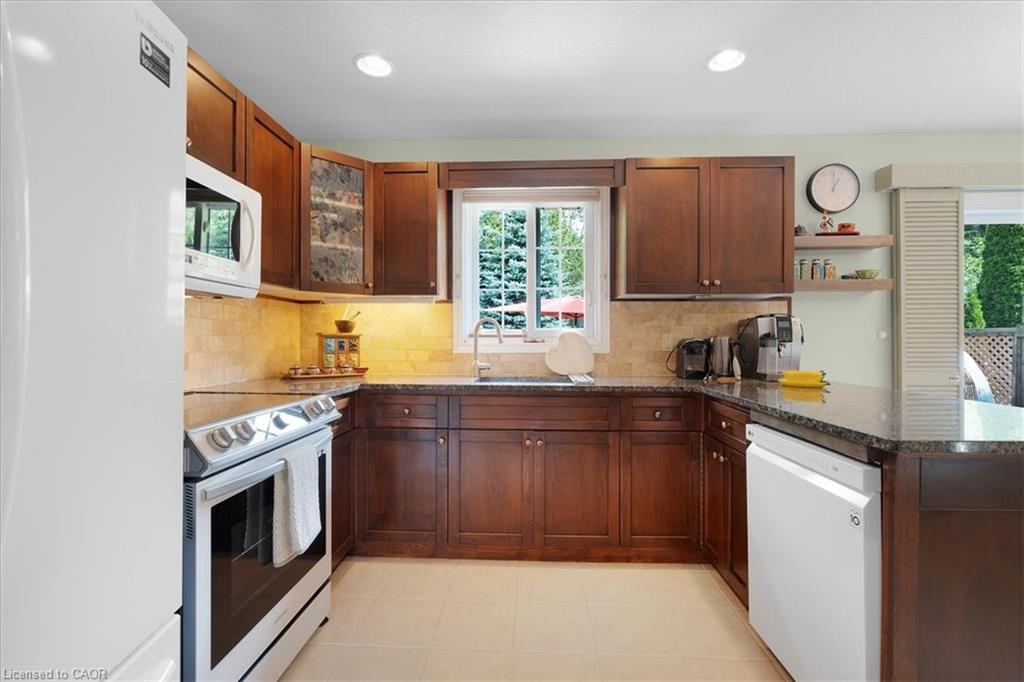 139 Gold Street Property Photo 15