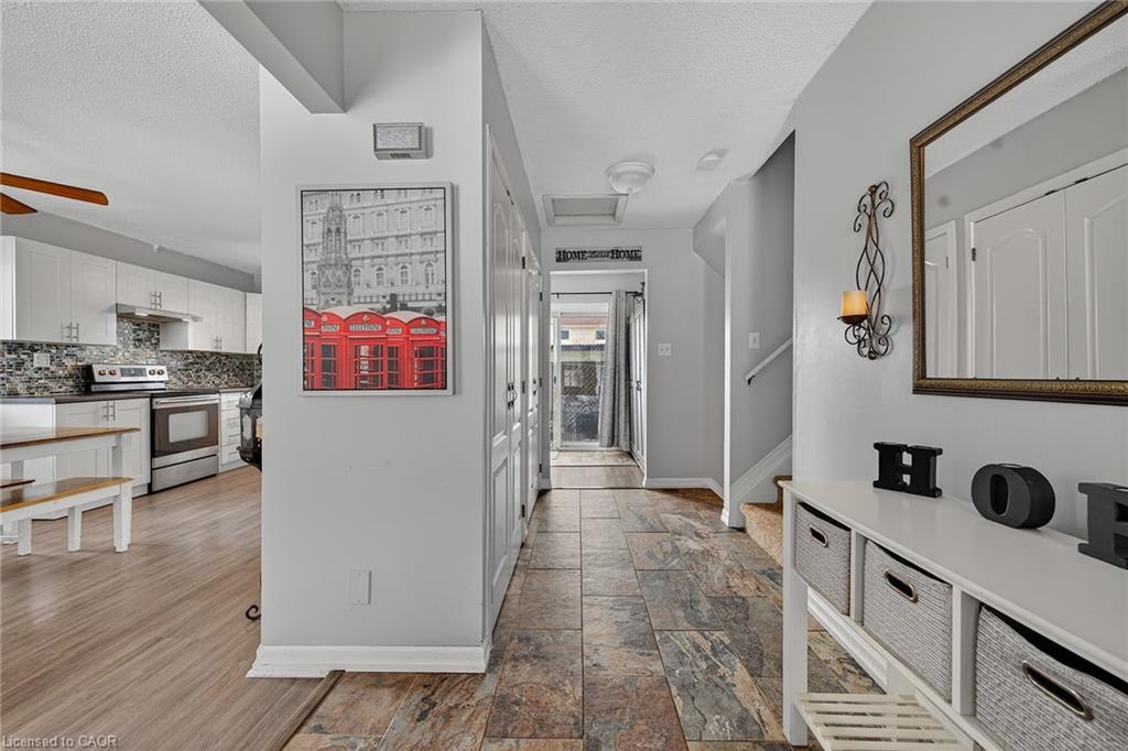 196 Lightbourne Avenue Property Photo 3