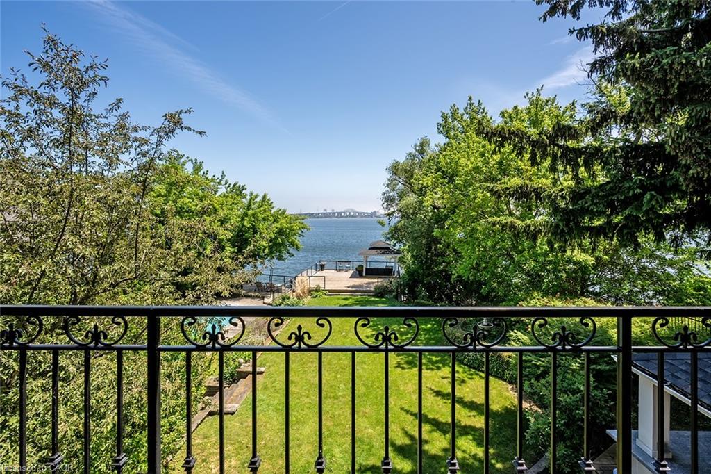 624 North Shore Boulevard E Property Photo 24