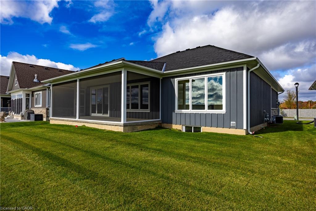218 Schooner Drive Property Photo 3