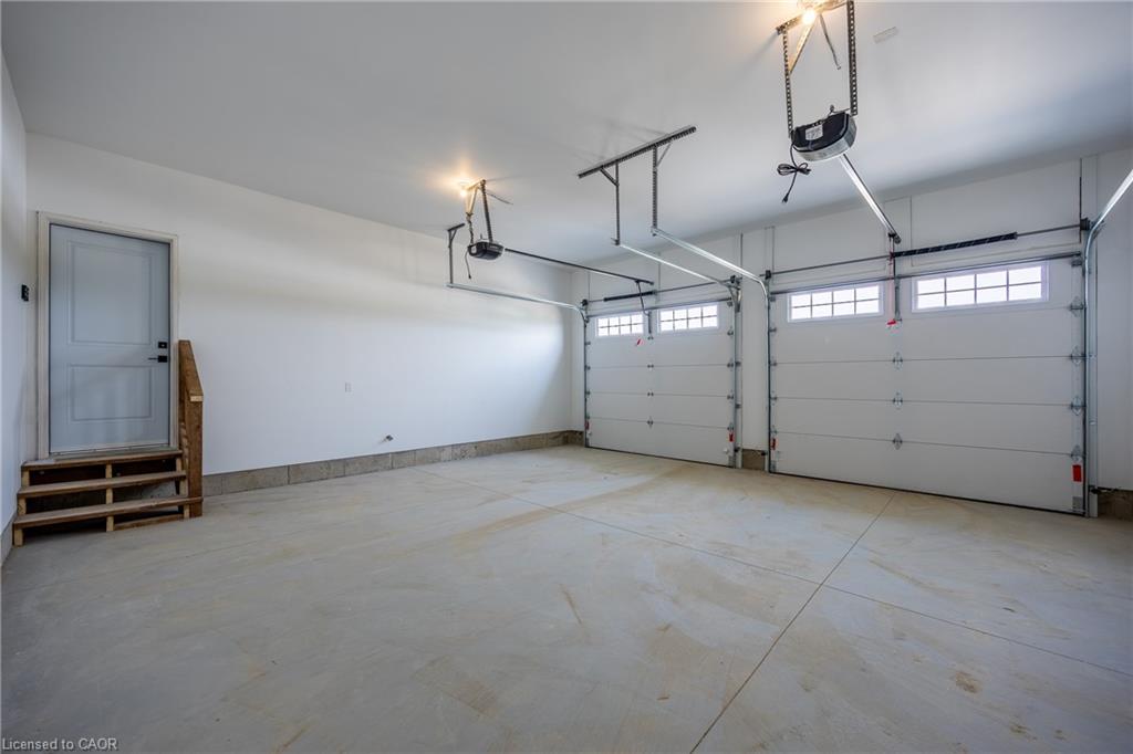 218 Schooner Drive Property Photo 10