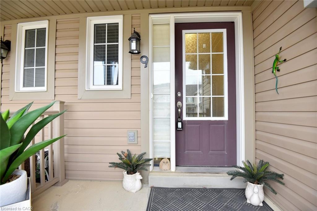 9 Lynch Crescent Property Photo 3