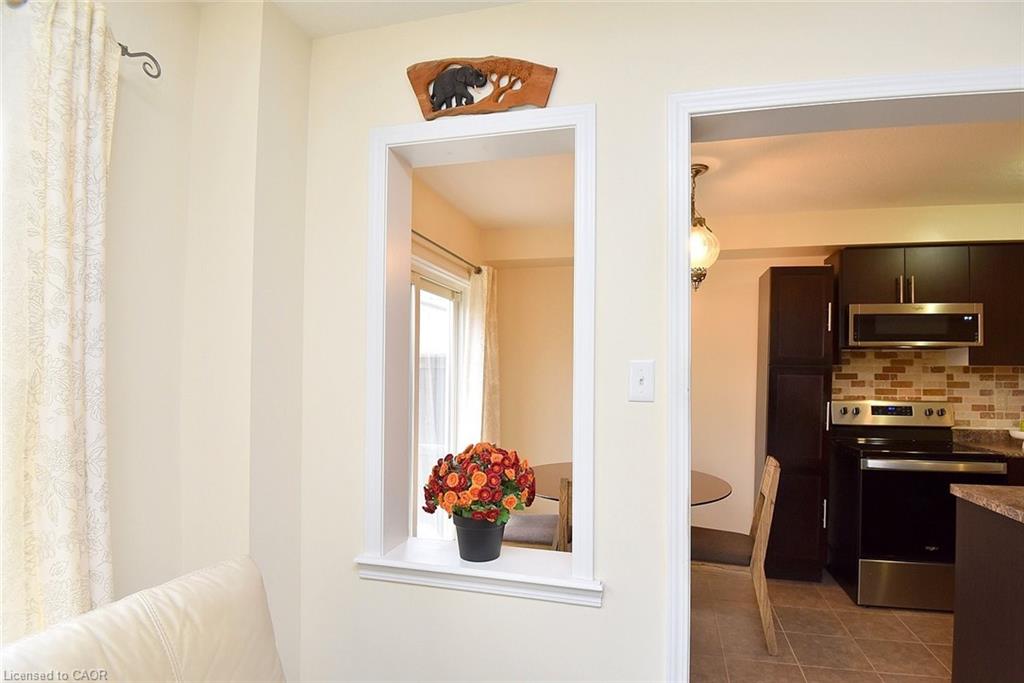 9 Lynch Crescent Property Photo 7