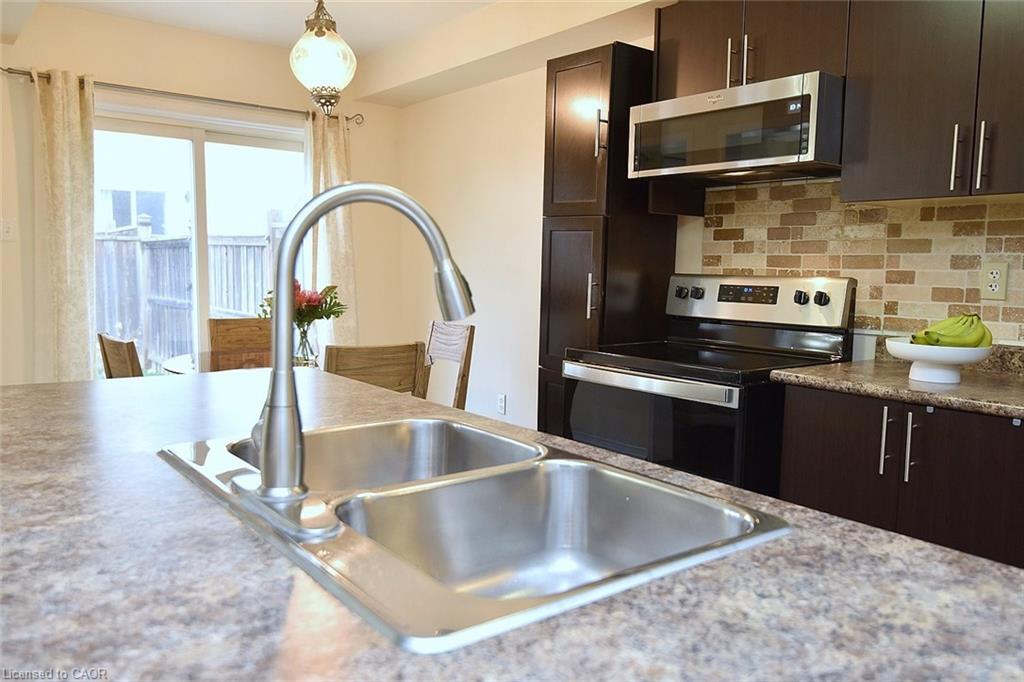 9 Lynch Crescent Property Photo 14