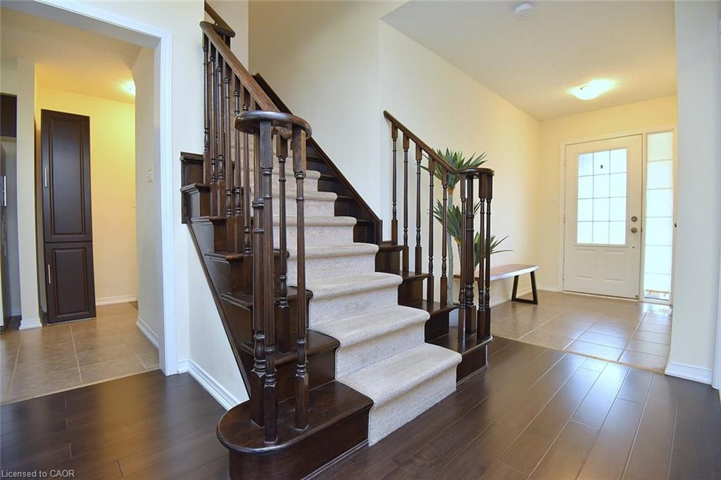 9 Lynch Crescent Property Photo 21