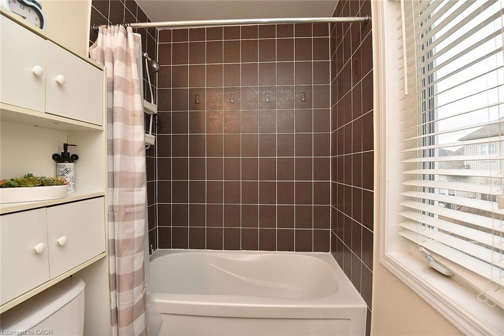 9 Lynch Crescent Property Photo 25
