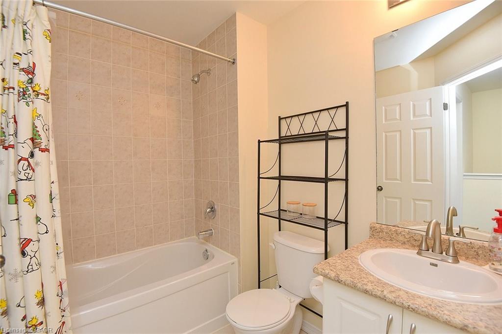 9 Lynch Crescent Property Photo 30