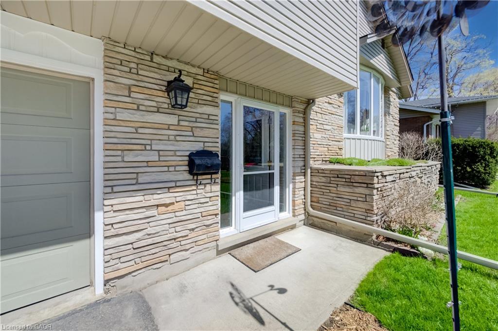172 Rennie Drive Property Photo 4