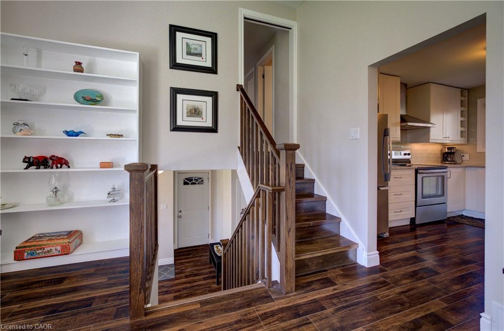 172 Rennie Drive Property Photo 8