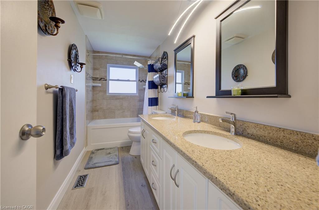 172 Rennie Drive Property Photo 28