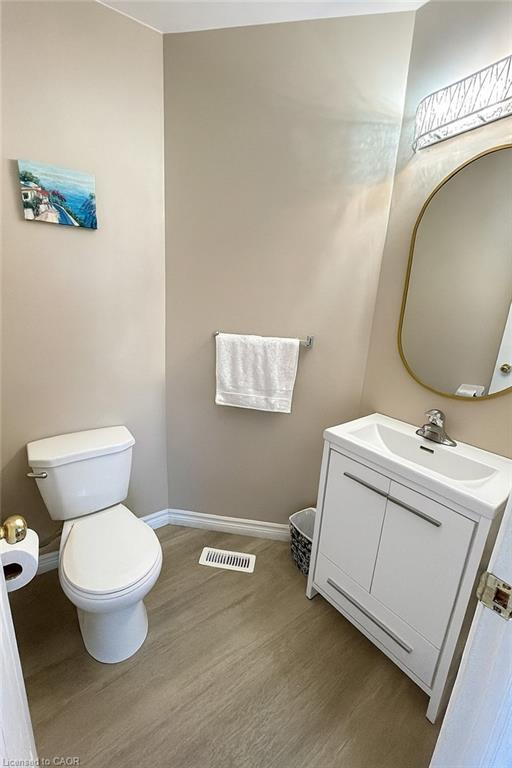 988 Prosperity Court Property Photo 4