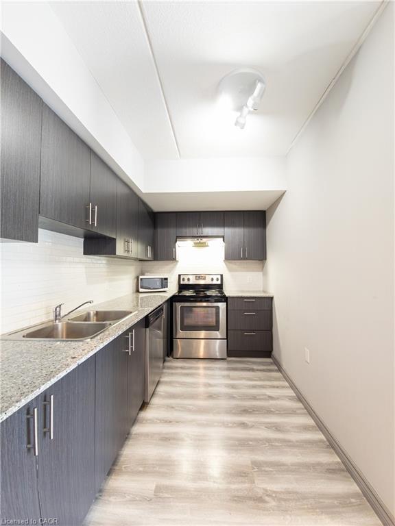 F212-275 Larch Street Property Photo 6