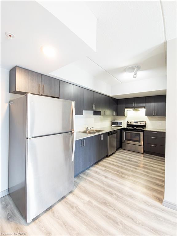 F212-275 Larch Street Property Photo 7
