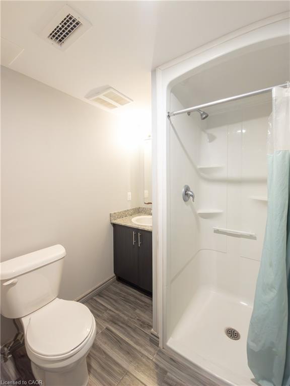 F212-275 Larch Street Property Photo 9