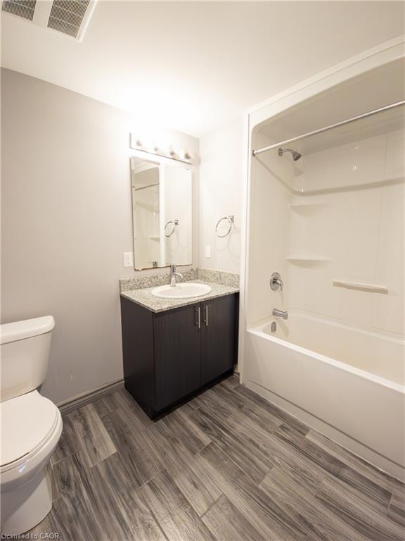F212-275 Larch Street Property Photo 12