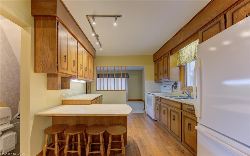 162 Erb Street E Property Photo 13