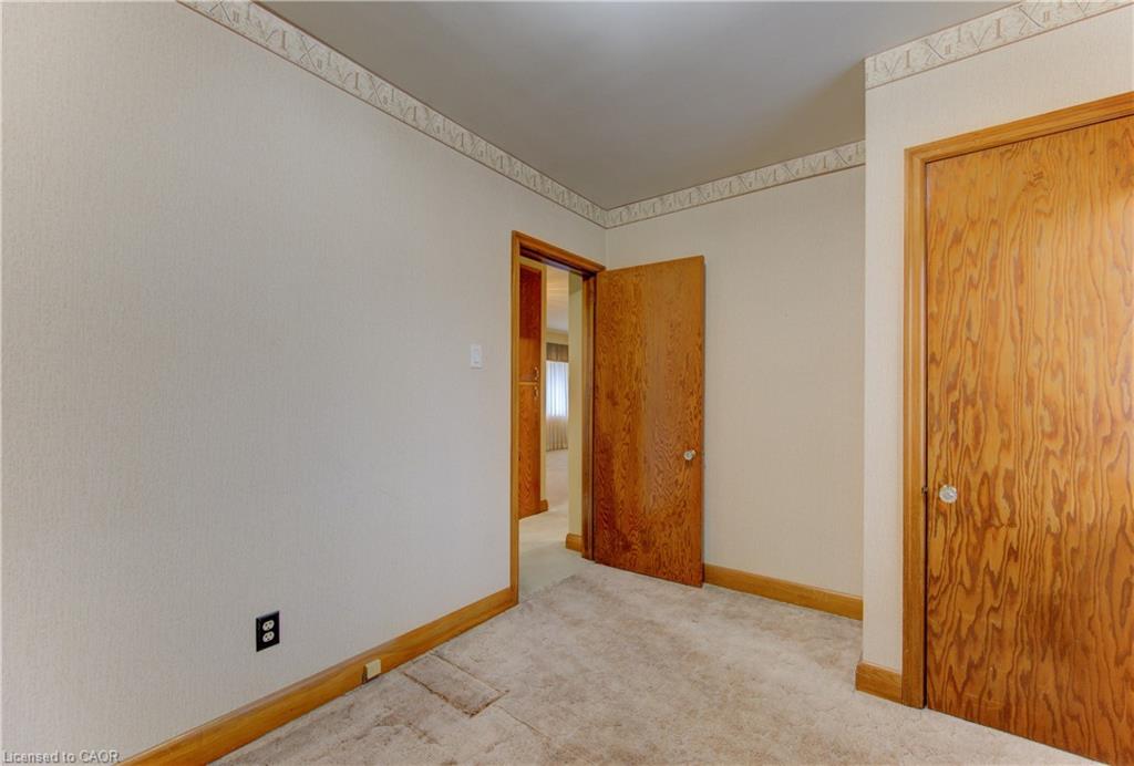 162 Erb Street E Property Photo 24