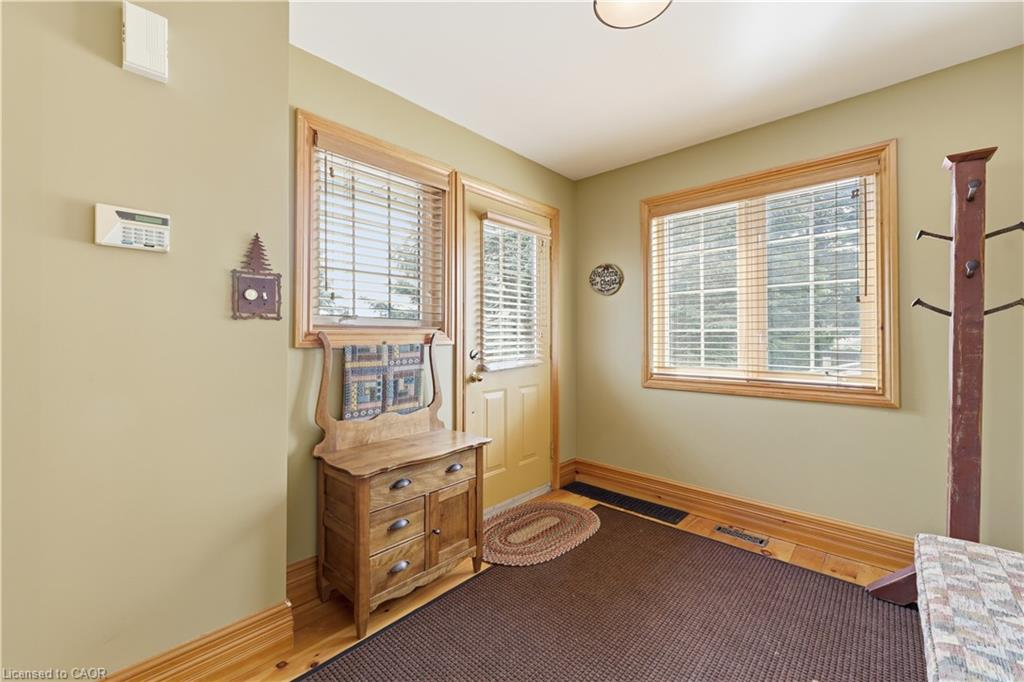 22 Lloyd's Traverse Crescent Property Photo 4