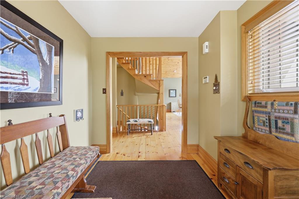 22 Lloyd's Traverse Crescent Property Photo 5