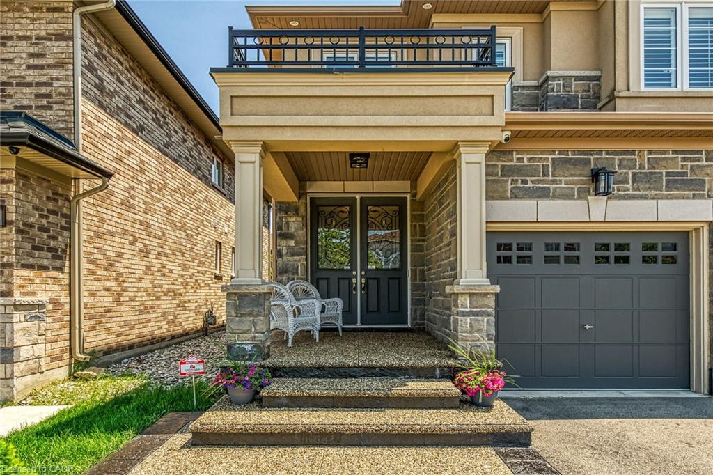 78 Chaumont Drive Property Photo 3
