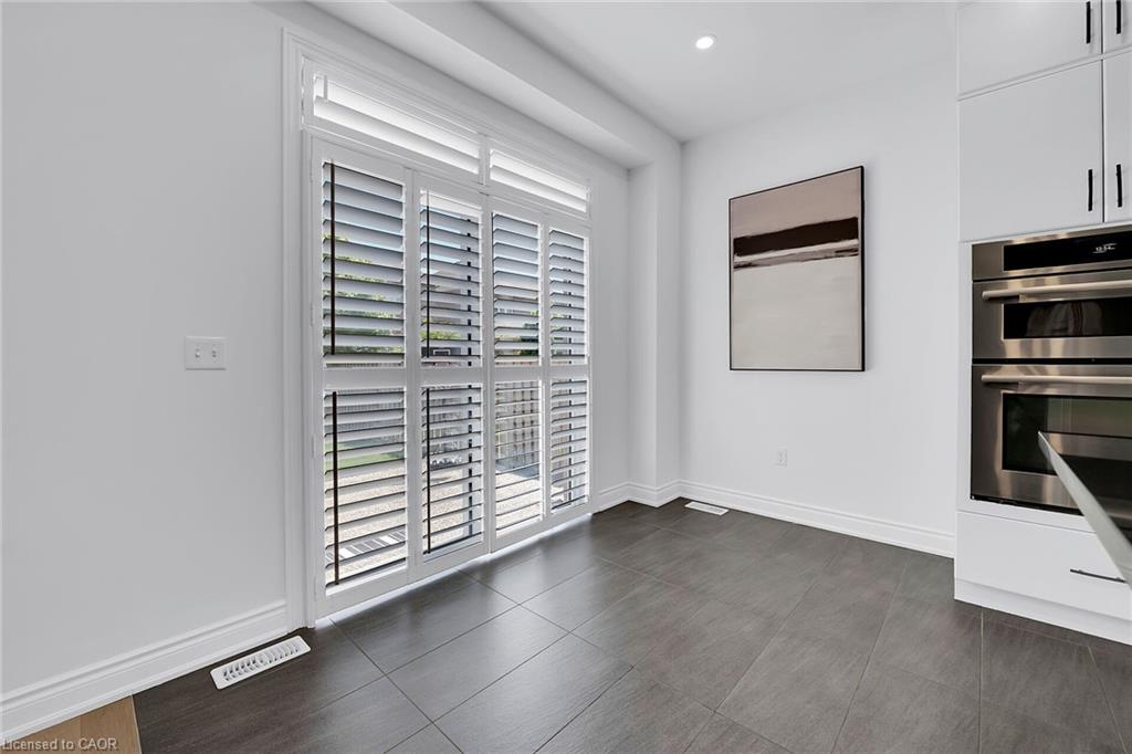 78 Chaumont Drive Property Photo 11