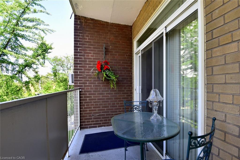 410-75 Duke Street Property Photo 33