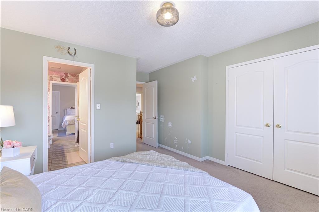 2142 Meadowglen Drive Property Photo 26