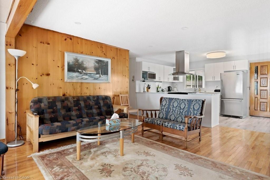 2592 Lakeshore Road Property Photo 21