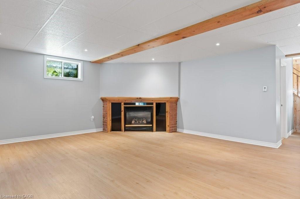2592 Lakeshore Road Property Photo 31