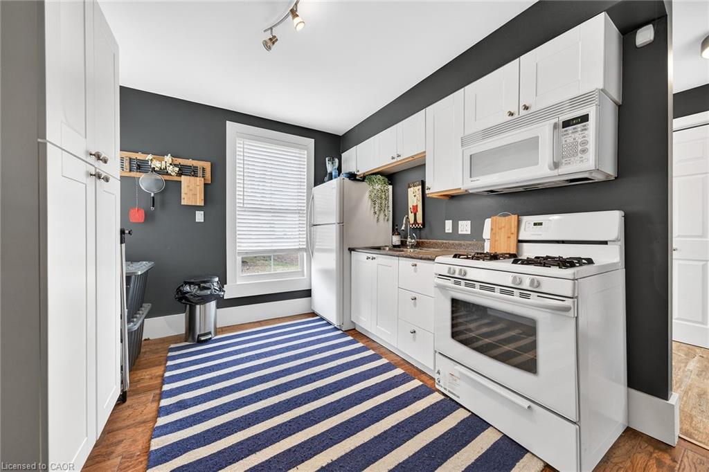 40 St Andrew Street Property Photo 21