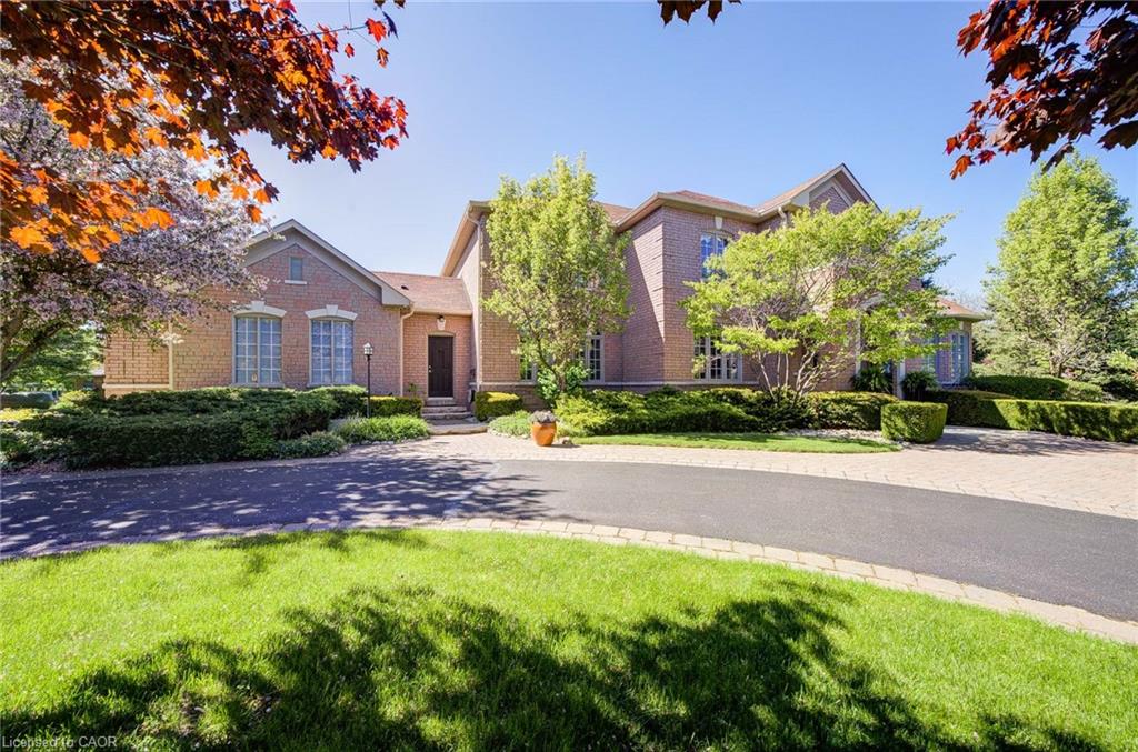11 Bridlewood Boulevard Property Photo 7