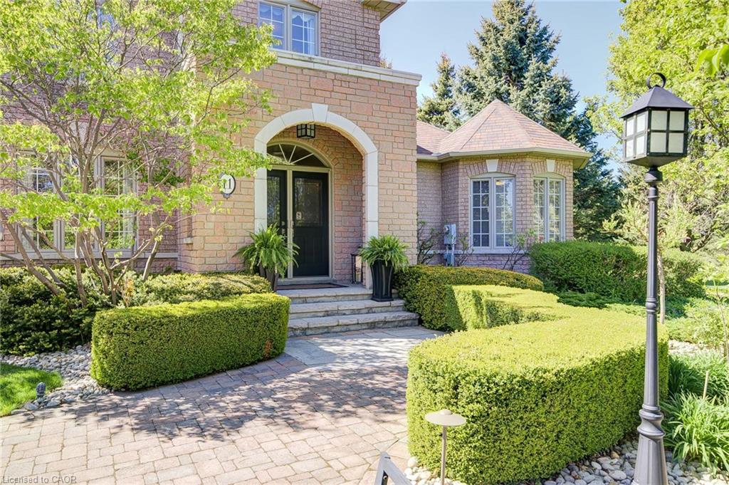 11 Bridlewood Boulevard Property Photo 11