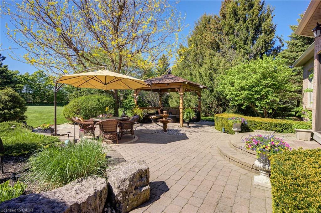 11 Bridlewood Boulevard Property Photo 43