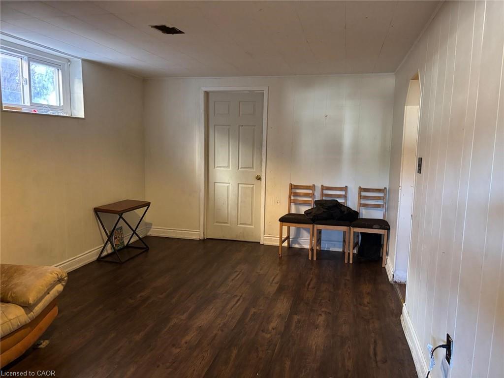 1224 Dunsmure Road Property Photo 12