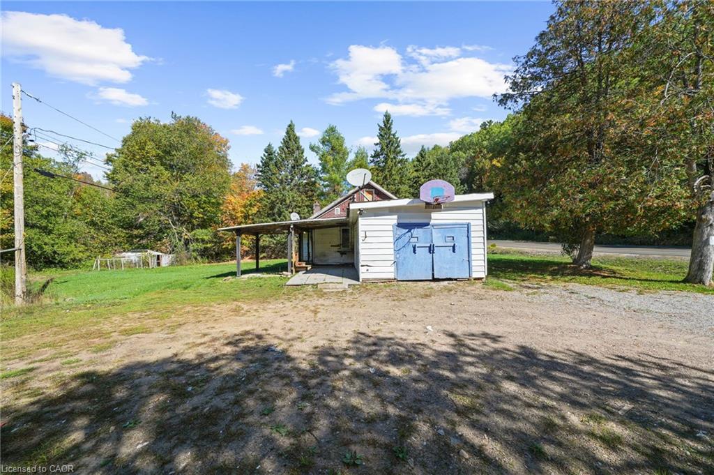 1093 South Lake Road Property Photo 2