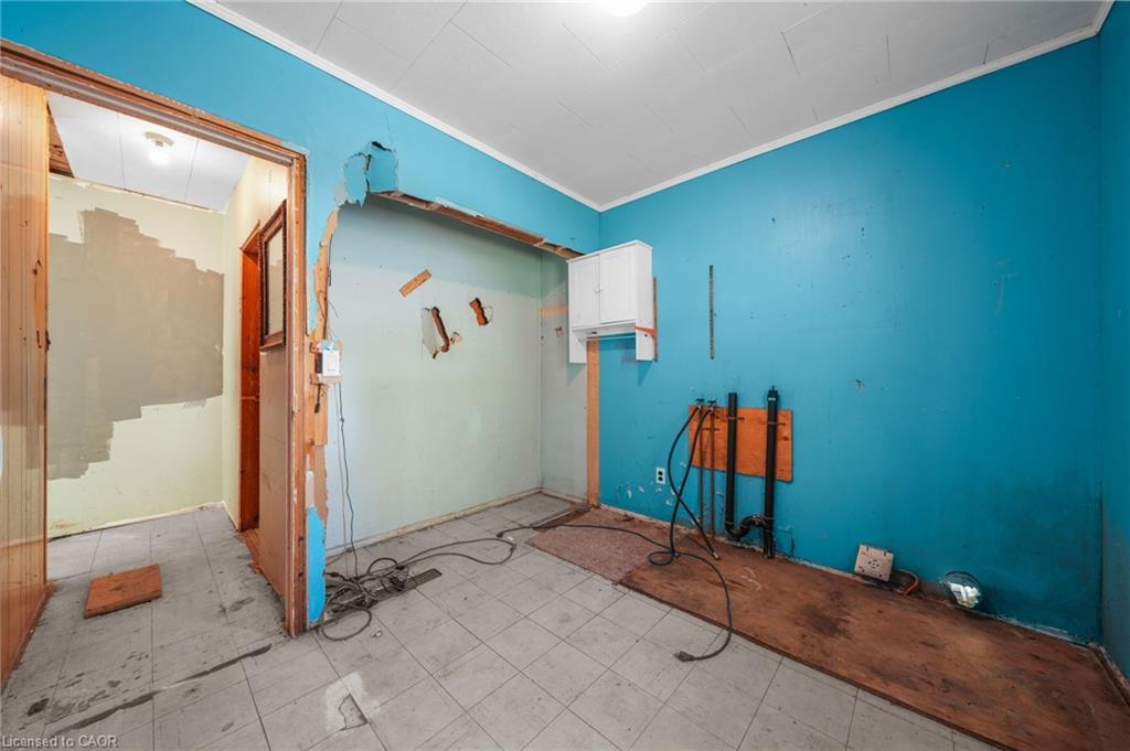 1093 South Lake Road Property Photo 23