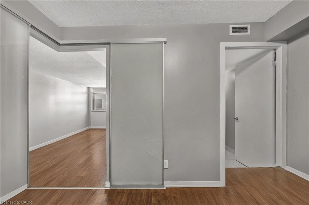725-38 Joe Shuster Way Property Photo 15