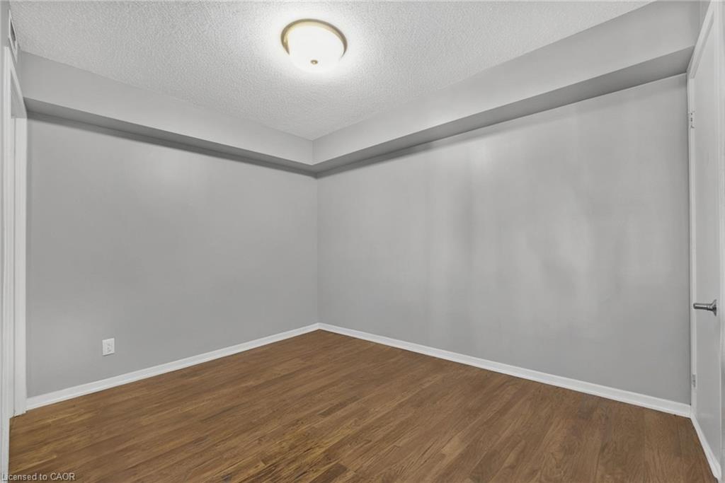 725-38 Joe Shuster Way Property Photo 17