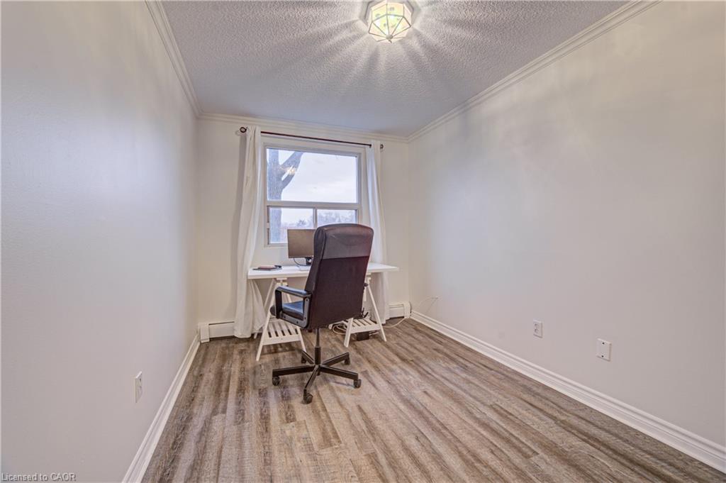 202-793 Colborne Street Property Photo 12