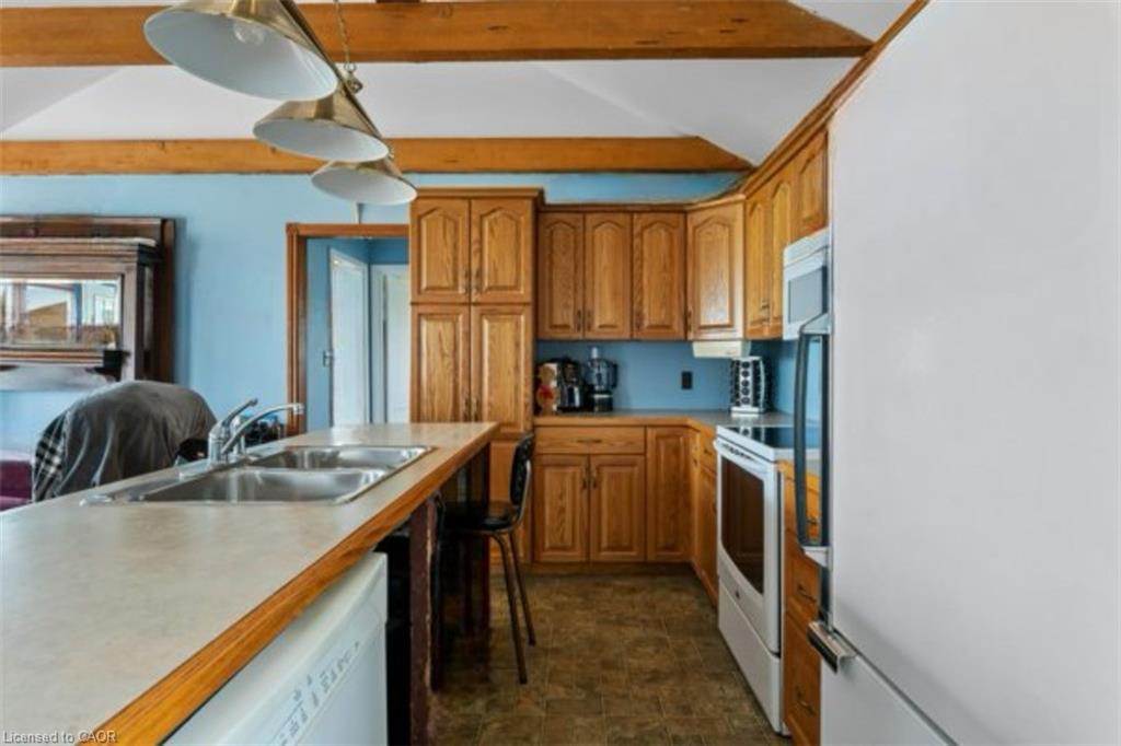 557 Edgewater Place Property Photo 28
